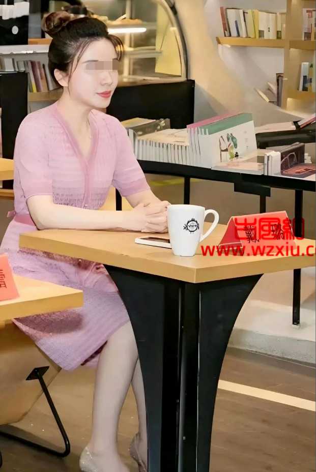 扬州女副局长的情色大瓜!婚房偷情副市长?网友:太会玩了! 第7张 扬州女副局长的情色大瓜!婚房偷情副市长?网友:太会玩了! 第7张