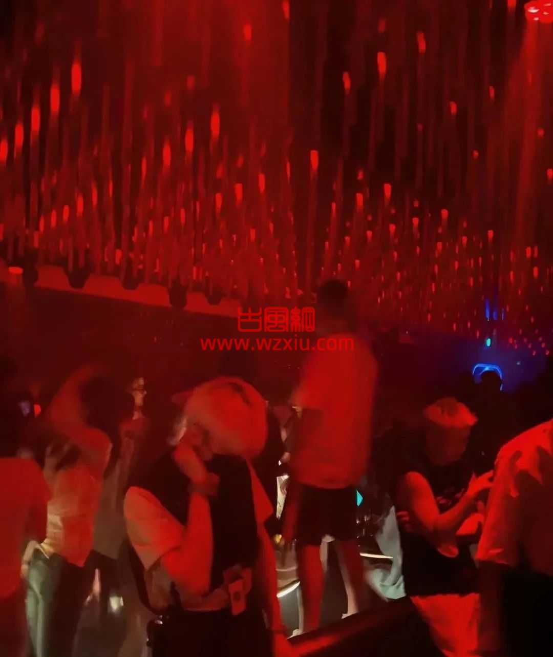无语!夜店新满分方式:化缘式满分! 第4张 无语!夜店新满分方式:化缘式满分! 第4张